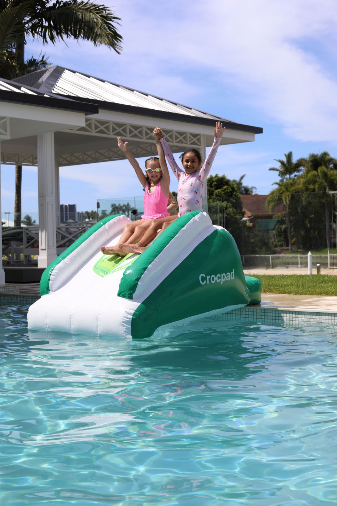 Minima 1.8m inflatable water pool slide for kids – Crocpad